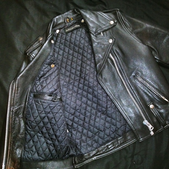 SOLD. - Picture 2 of 6